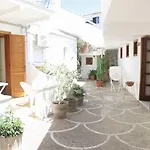 Cesotta Hotel