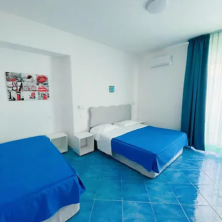 Hotell Cesotta 3*